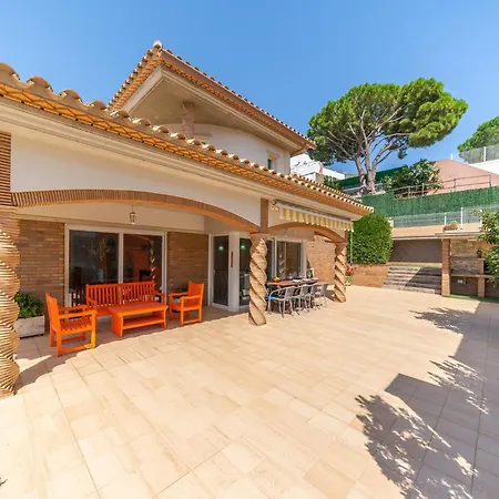Villa Beautiful In With Pool